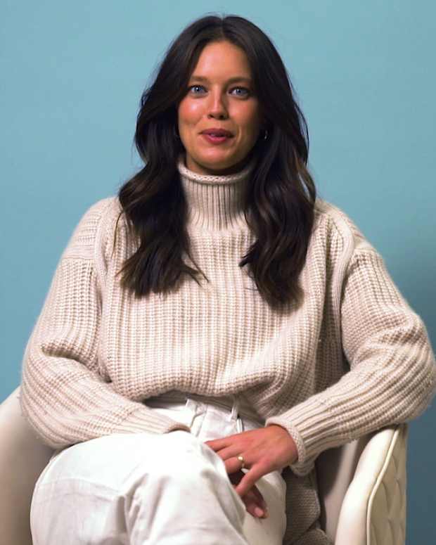 EmilyDiDonato_Holiday_Final_FK